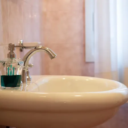 Lägenhet Santa Caterina - Near Maserati, Ferrari Museum & Railway