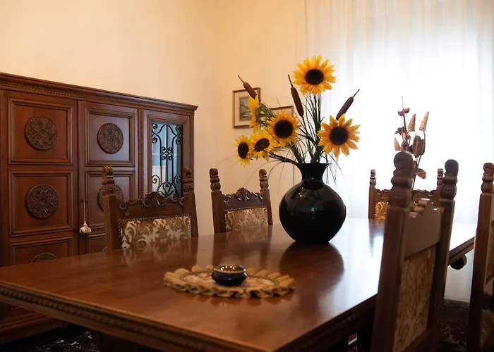 Santa Caterina - Near Maserati, Ferrari Museum & Railway アパート *